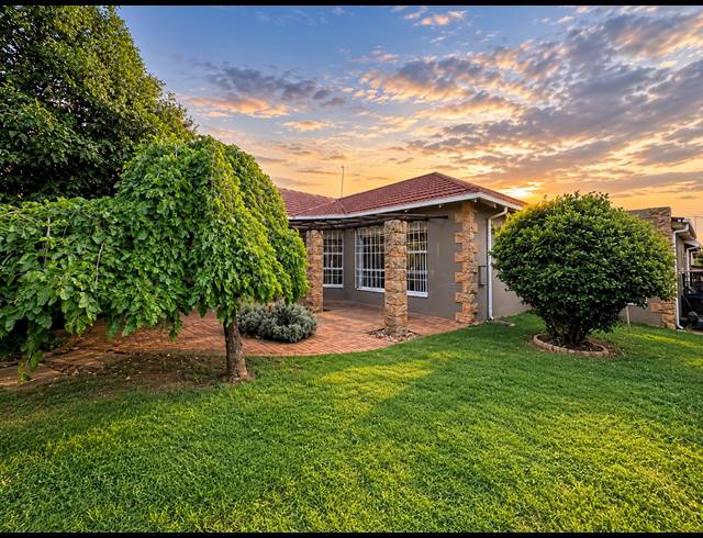 3 BEDROOM HOUSE FOR SALE IN BRAKPAN CENTRAL